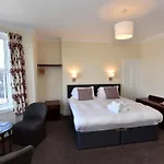 Phoenix Court Hotel